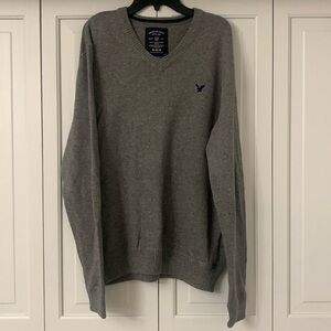 Men’s American Eagle sweater